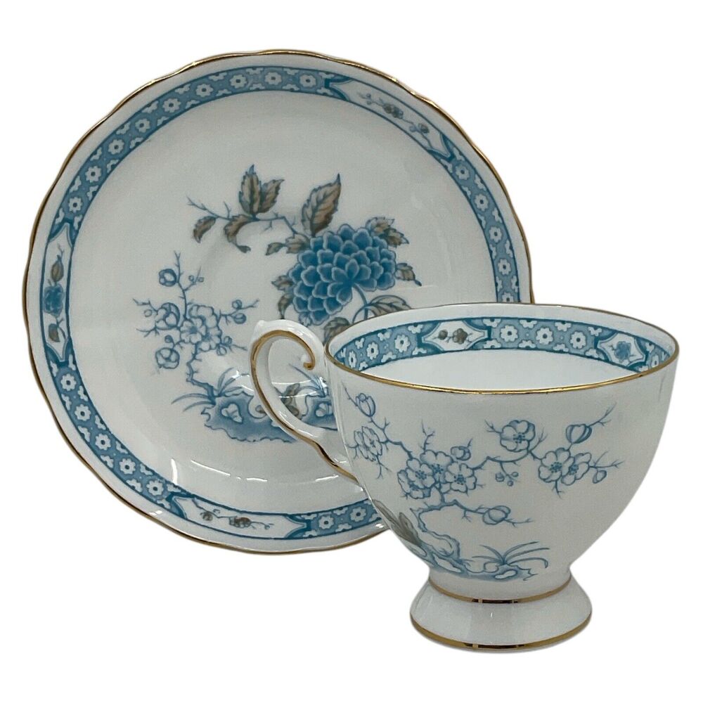 Tuscan Blue Floral Tea Cup and Saucer Footed D2127 Bone‎ China England Cottage